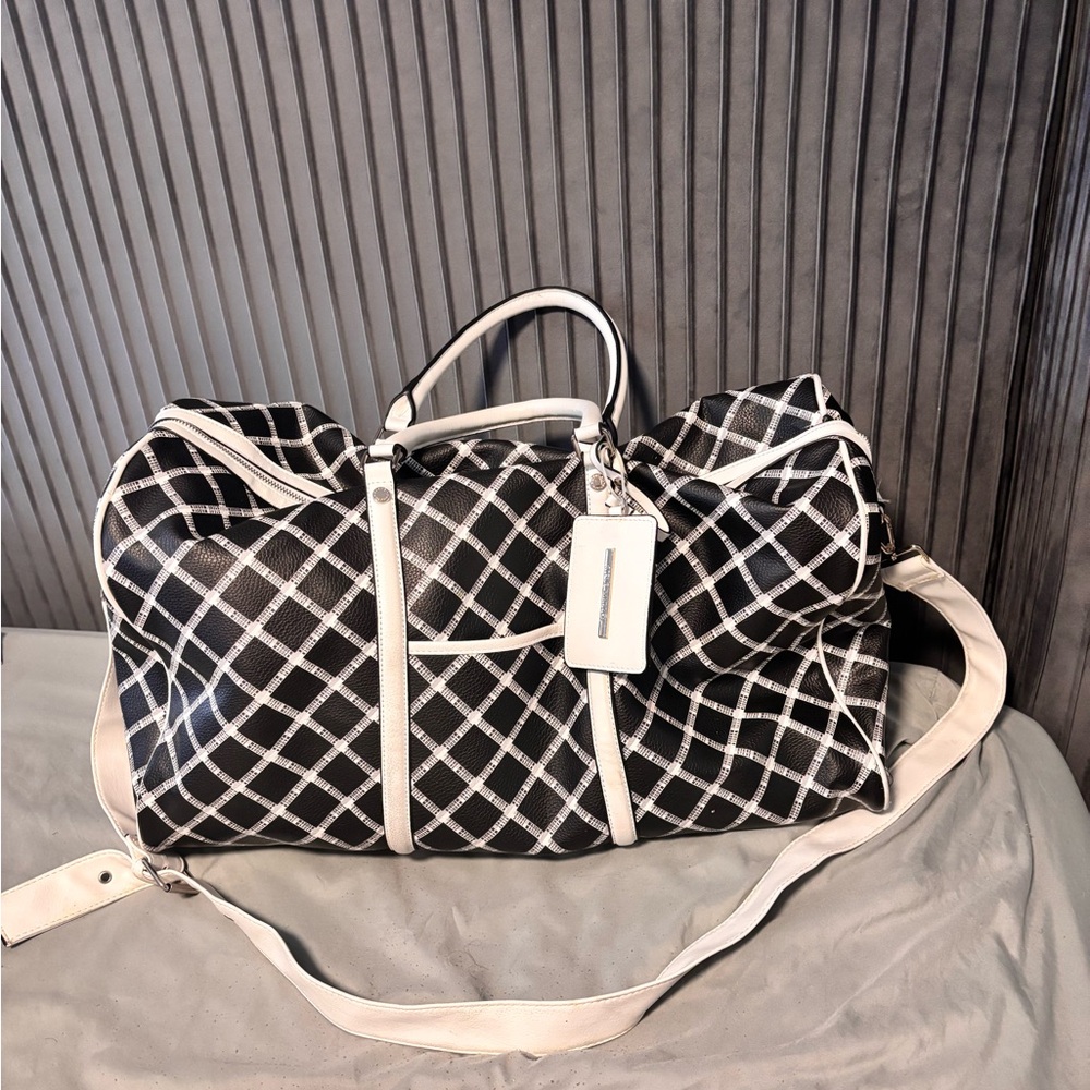 Steve Madden Black and White Duffel Bag
